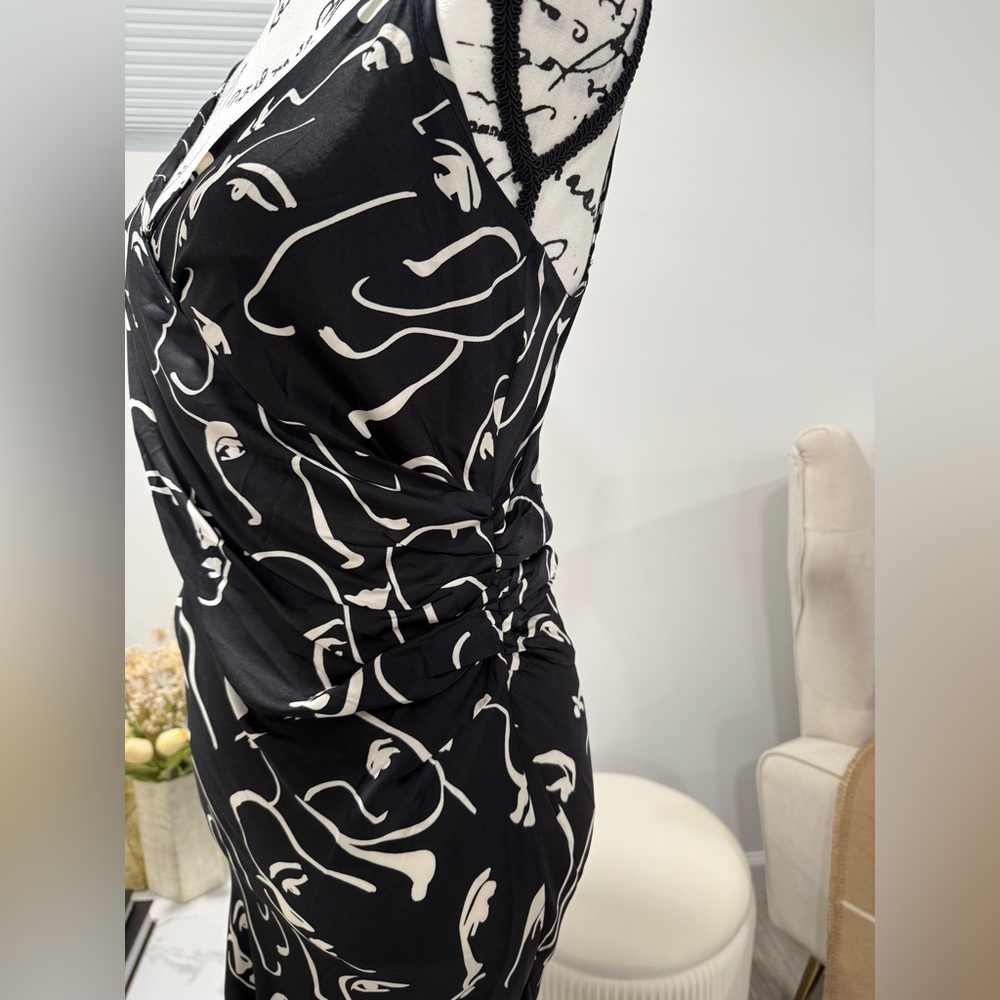 En Saison Black and White Abstract Maxi Dress - Picture 3 of 9